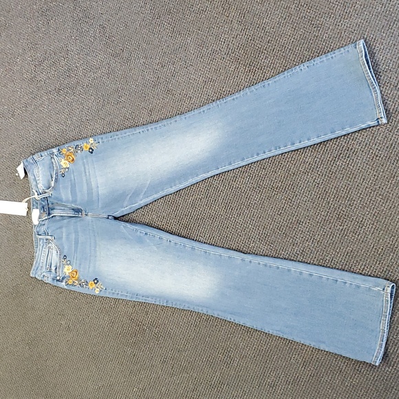 DRIFTWOOD Jeans Nwt Driftwood Kelly Boot Cut Golden Peony Jeans 29